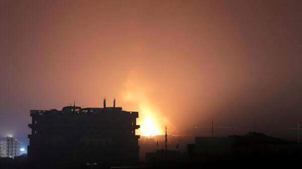 دوي انفجار يهز الناحية الجنوبية من العاصمة صنعاء نتيجة غارة لطيران التحالف