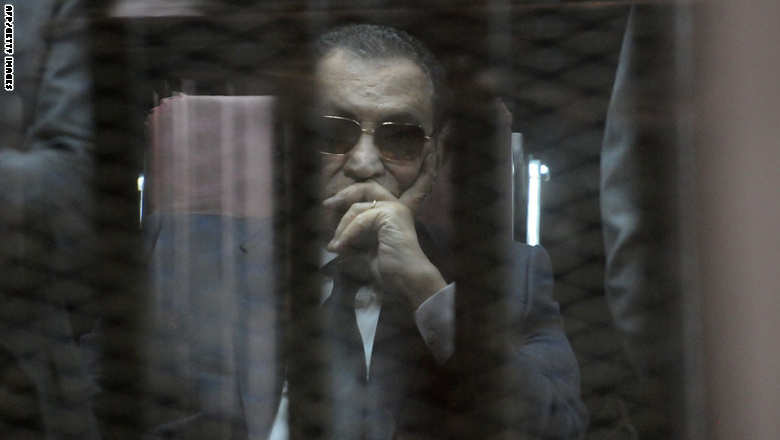 النقض تحسم مصير مبارك ونجليه اليوم