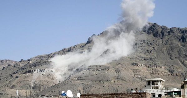 التحالف العربي يقصف مخازن صواريخ باليستية لمليشيا الانقلاب في العاصمة صنعاء