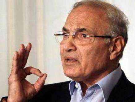مصر: أحمد شفيق يهدد بحل حزب \