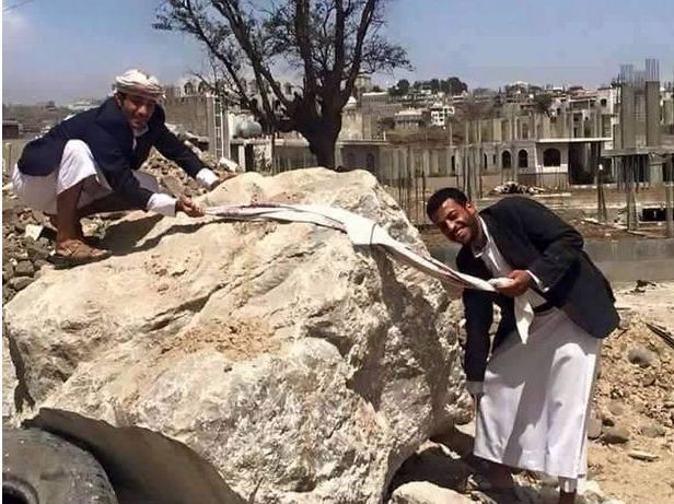  النكتة السياسية.. سلاح اليمنيين الأخير لمقارعة الحوثي