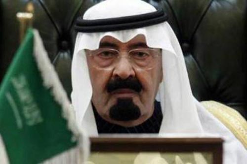 الملك السعودي يوجه بمنح العاملين المخالفين 3 أشهر لتصحيح أوضاعهم