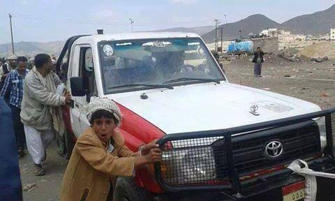 اطقم عسكرية قامت بنهبها عناصر مليشيات جماعة الحوثي ، انصار الله 