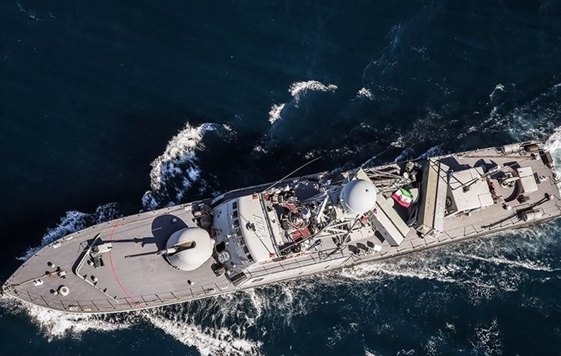 سفينة حربية ايرانية في خليج عدن