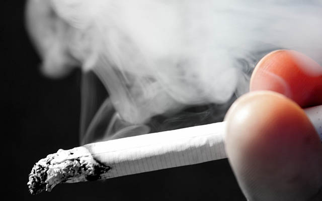 ايرلندا اول دولة تتحرر من التدخين في الأماكن العامة