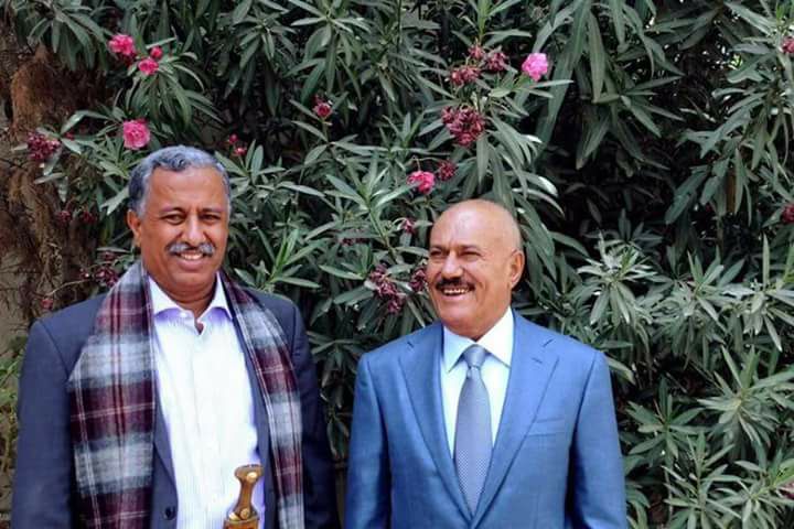 آخر وسيط بين صالح والحوثيين يكشف ماحصل امام عينيه في اخر 2 ساعتين بحياة صالح والزوكا