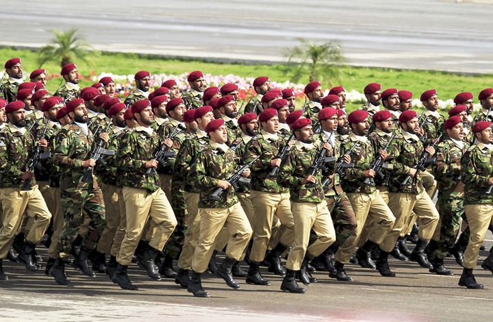 باكستان تقرر إرسال 20 ألف جندي لقطر