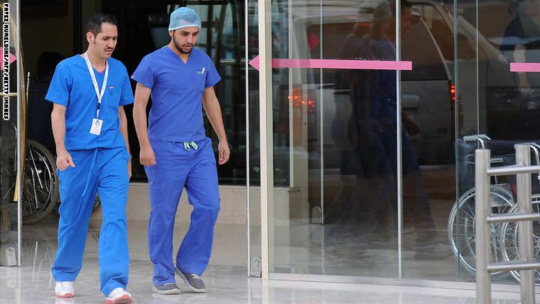 وزارة الصحة السعودية تعلن عن سلبية الفحوص الأولية لحالة الاشتباه بالإيبولا واجتماع خليجي لدراسة تطورات المرض