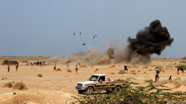 مقاتلات التحالف تقتل رئيس عمليات القوات الخاصة التابعة للحوثيين في الحديدة و15 آخرين