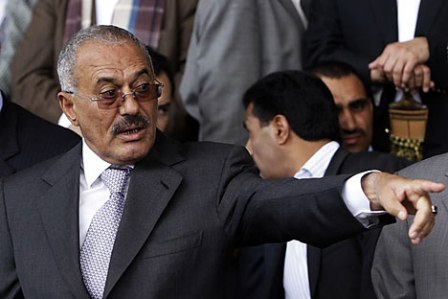 صالح يرفض مقترحاً أمريكياً بالبقاء خارج اليمن حتى انتهاء الانتخابات الرئاسية