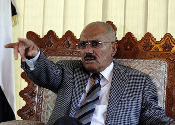 «علي عبدالله صالح» يبيع أراضي حزب المؤتمر في محافظة الحديدة والع