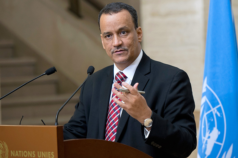 المبعوث الأممي لليمن يعلن موافقة الحوثيين والحكومة الشرعية على استئناف المفاوضات