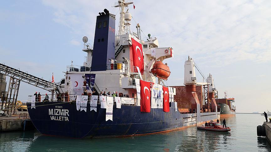وصول سفينة مساعدات تركية إلى ميناء عدن