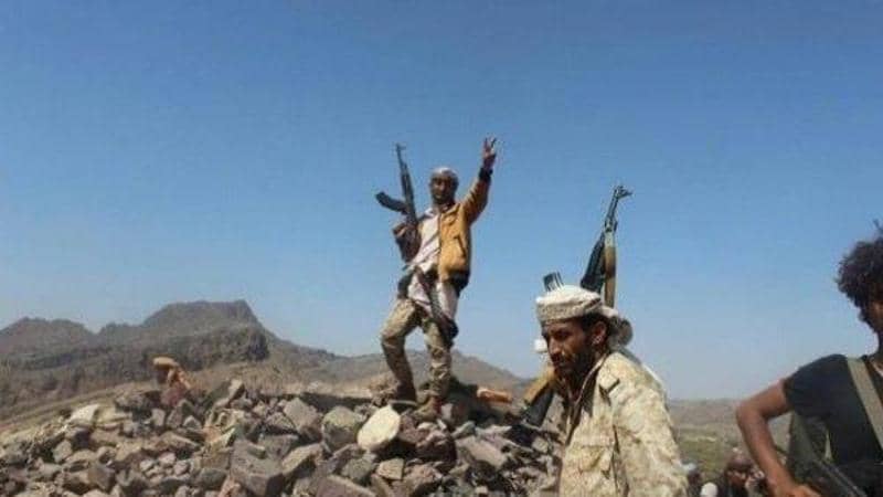أقوى كتائب الحوثيين تحاول استعادة معسكر الجب الاستراتيجي في الفاخر