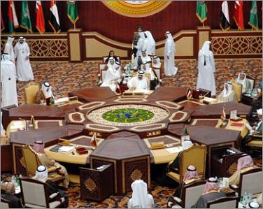 السبت القادم اجتماع لوزراء خارجية الخليج بحضور وزيرة الخارجيه الامريكيه حول تقديم الدعم لليمن