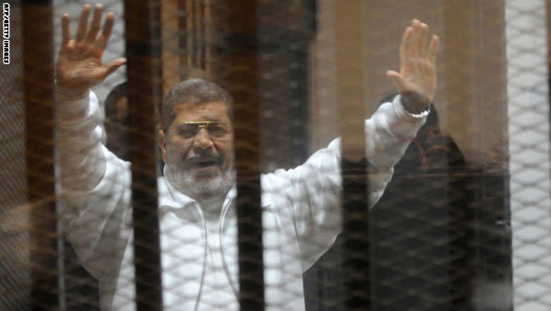 رويترز: وكالة : إحالة الرئيس المصري السابق مرسي لمحاكمة عسكرية