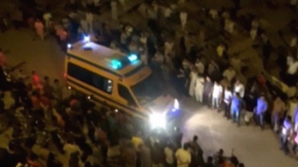 مصر: 3 قتلى و17 جريحاً في انفجار عبوة داخل حافلة بالعريش (فيديو)