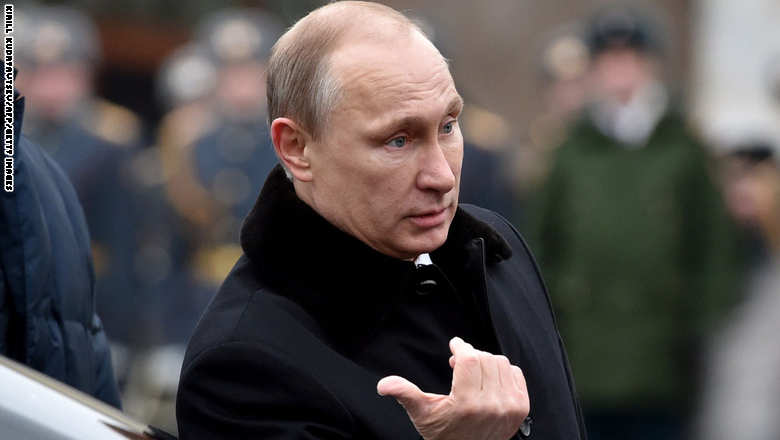الرئيس الروسي فلاديمير بوتين يظهر للعلن لأول مرة بعد اختفاء لـ 10أيام أثار كثيراً من التكهنات