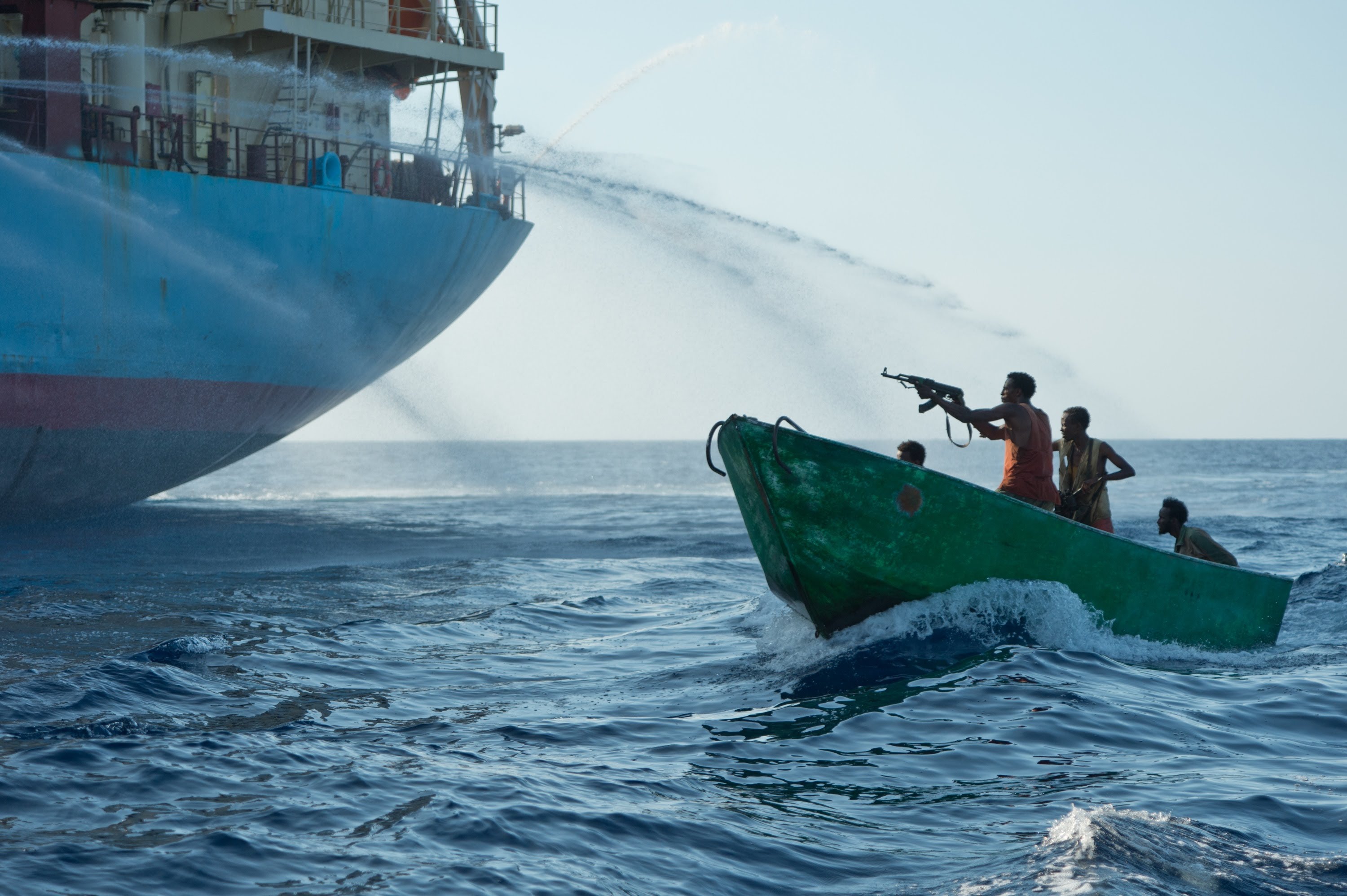 الغضب وتراكم السلاح يؤججان خطر عودة القرصنة الصومالية