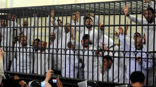 محكمة مصرية تقضي بحبس 119 إخوانياً 