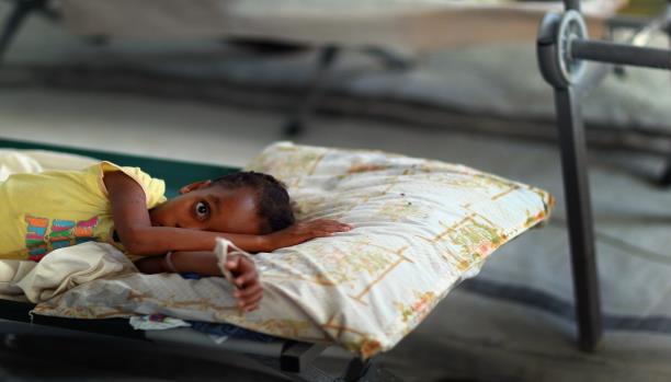 صحيفة عربية تكشف الاسباب الحقيقية وراء الانتشار الواسع للكوليرا في اليمن