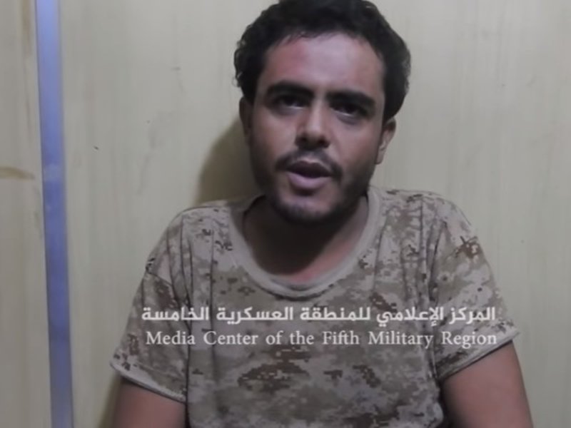 بالفيديو.. الجيش اليمني يأسر مشرف حوثي كبير في حيران من المحويت ويعمل مع المليشيات منذ 2012