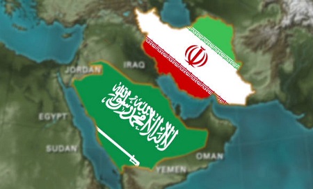 كاتب جزائري: الحرس الثوري الإيراني يتسلل نحو البلدان العربية بجوازات سفر هذه الدول