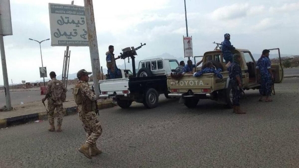 مليشيات الحزام الأمني في عدن تعتقل ضابط وجنديين تابعين الحماية الرئاسية
