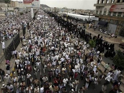 جانب من المظاهرات المناهضة لنظام الرئيس صالح (أرشيف)