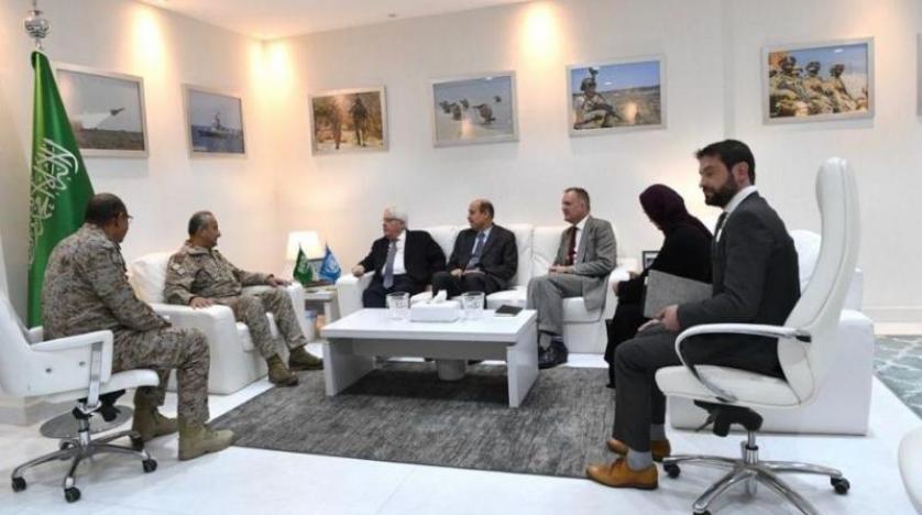 قائد القوات المشتركة للتحالف يلتقي غريفيث في الرياض