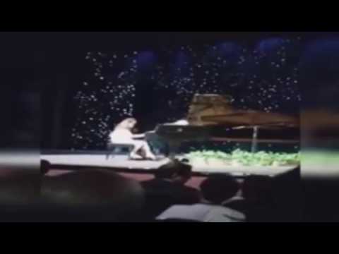 حفيدة الرئيس حسني مبارك تعزف «البيانو» بدار الأوبرا المصرية