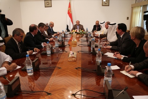 اجتماع الرئيس عبدربه منصور هادي بسفراء الدول العشر الراعية للتسو
