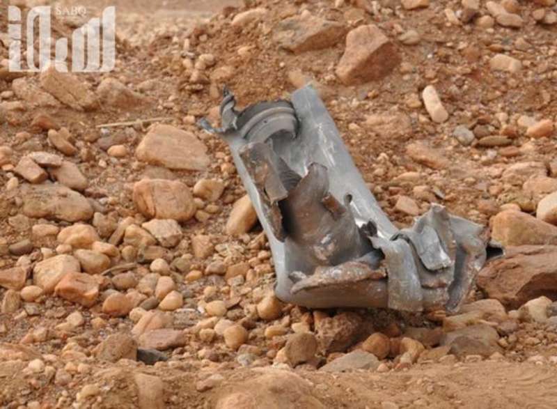 إصابة مقيم نتيجة سقوط مقذوف عسكري على محافظة الطوال السعودية
