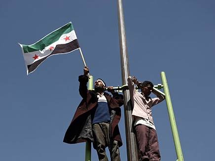 مخابرات نظام الأسد السوري تعتقل طبيباً و5 طلبة يمنيين