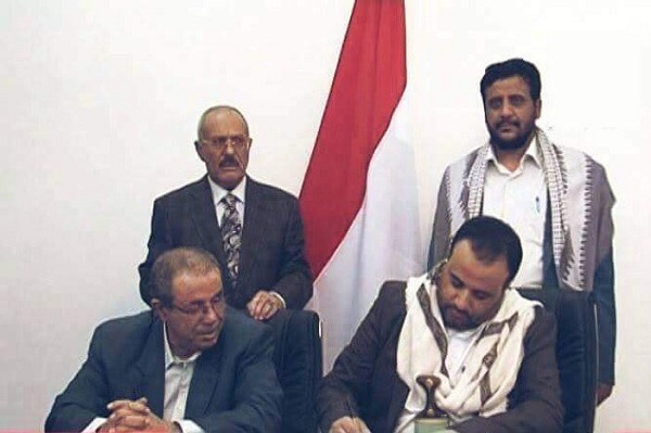 صالح والحوثي يتقاسمان الوزارات إلى قائمتين والصماد يستعد لإعلان حكومة التوافق الانقلابي