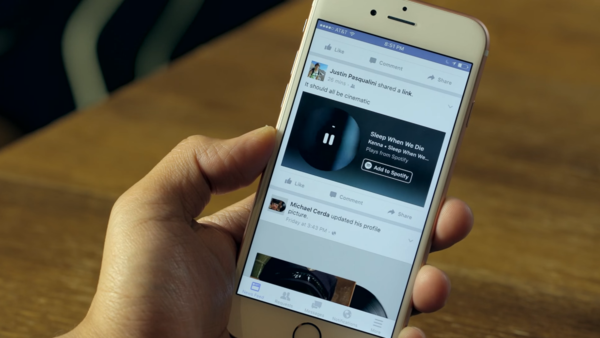 فيسبوك تطلق خدمة بث الموسيقى لمستخدمي آيفون