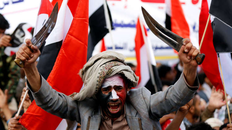 بعد مقتل زعيمهم.. أنصار صالح يشنون أول هجوم انتقامي ضد الحوثيين في صنعاء