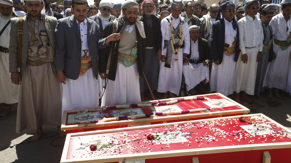 جماعة الحوثي تخدع مقاتليها بوعود بـ«مدن سكنية» للقتلى