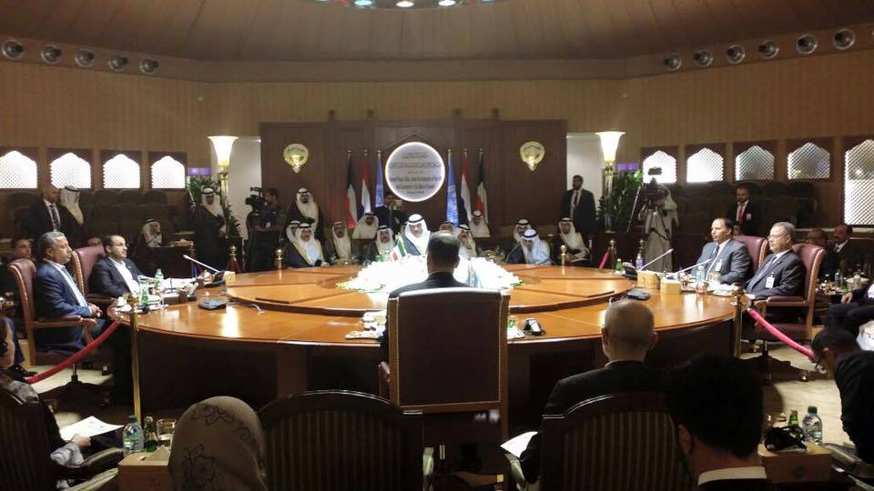 الكشف عن اتفاق سياسي مرتقب بين الحكومة والحوثيين والخلافات المعرقلة (نقاط الاتفاق)
