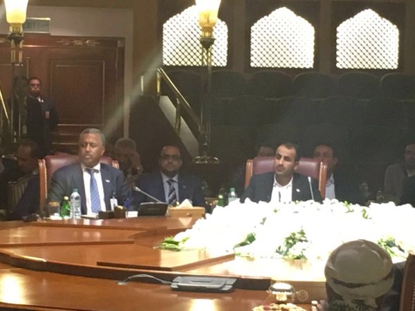 قناة حوثية: وفد الحوثي وصالح ابلغا المبلعوث الأممي بأنهم لم يأتوا لتسليم سلاحهم