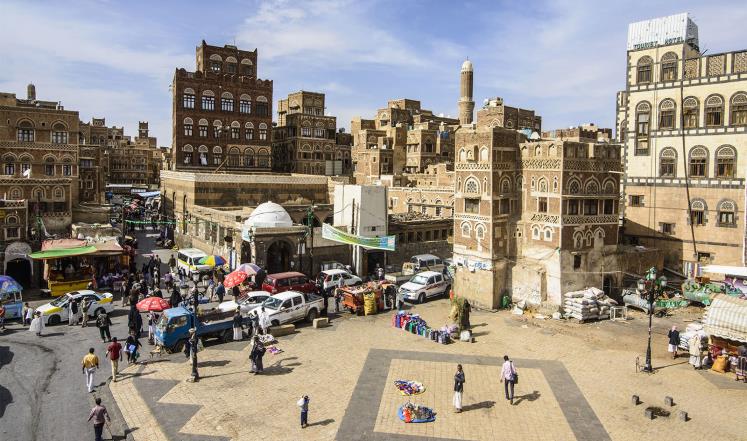 هل تقود سلطنة عمان مبادرة خليجية ثانية باليمن؟