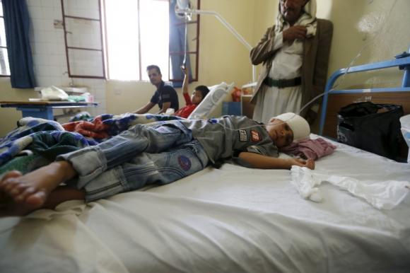 المستشفيات في العاصمة صنعاء تطلق نداء استغاثة للتبرع بالدم