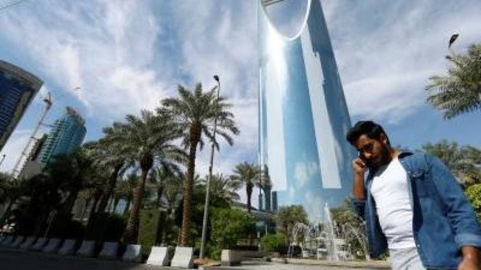 قرار سعودي جديد بشأن رسوم العمالة الوافدة