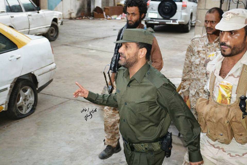 القوات السعودية تطرد شلال شايع من مقر التحالف في عدن