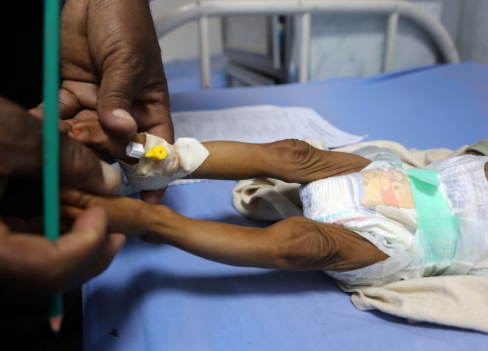 أوكسفام: نصف سكان اليمن يواجهون خطراً فتاكاً بسبب أزمة الوقود