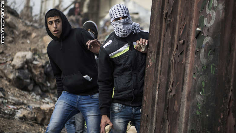 مصادمات دامية في أنحاء الضفة الغربية وإسرائيل تهدد بـ«إجراءات انتقامية»