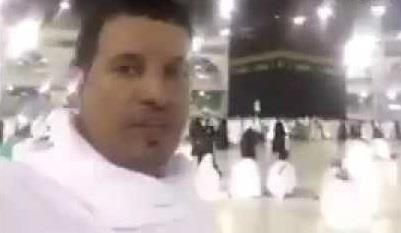 بالفيديو.. شخص يؤدي عمرة عن الرئيس ترمب ويدعوه للإسلام