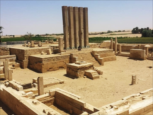 عرش الملكة بلقيس أو معبد برّان جنوب مدينة مأرب التاريخية باليمن