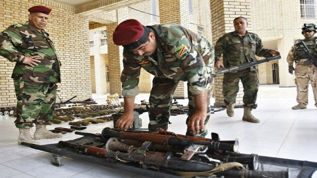 العراق يتسلم 14 مليون قذيفة و7 آلاف قطعة سلاح من الولايات المتحدة