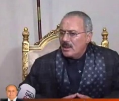 صالح لدى وصوله صنعاء : لن نقبل بتعدد السيوف وسيكون هناك رئيس وقيادة واحدة لليمن  